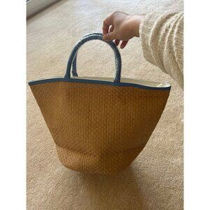 A Sakes Fifth Ave Paper Straw Tote